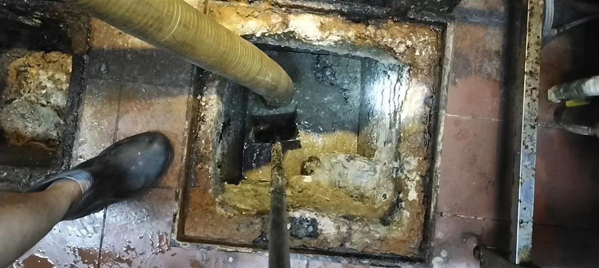 连南污水池清理一般都有毒气，怎么预防中毒呢？