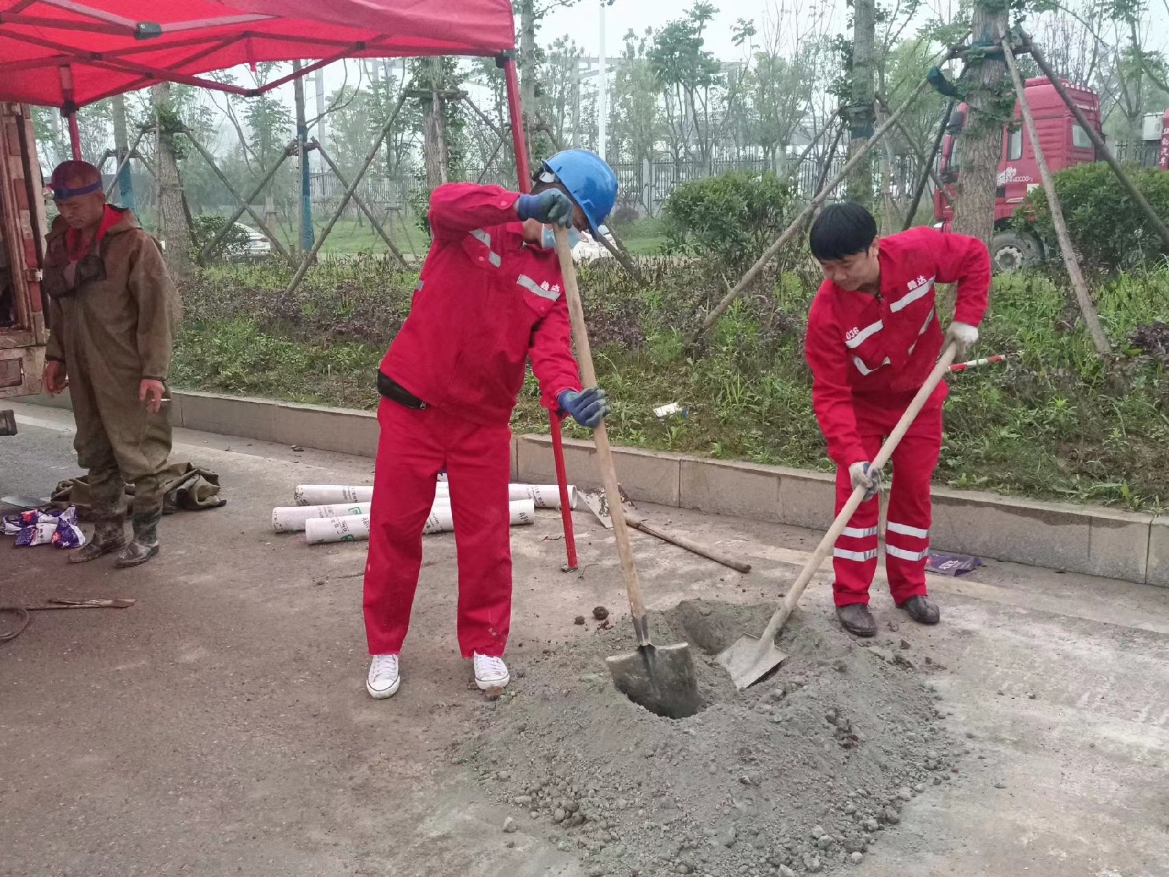 连南管道疏通哪家好】及时进行市政管道清淤